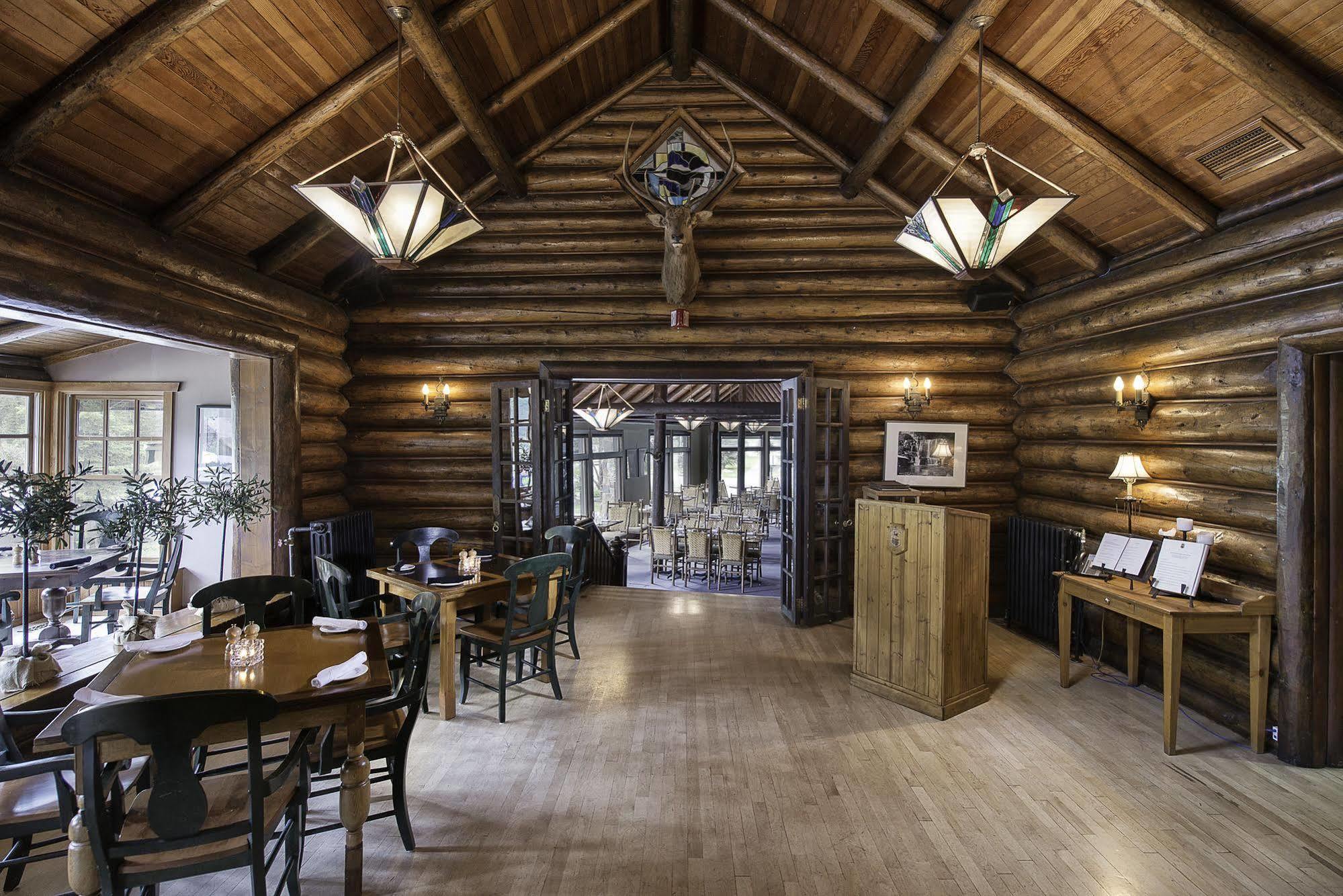 Deer Lodge Lago Louise Exterior foto